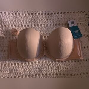 Vanity Fair Convertible Strapless Bra--5 Ways To Wear!